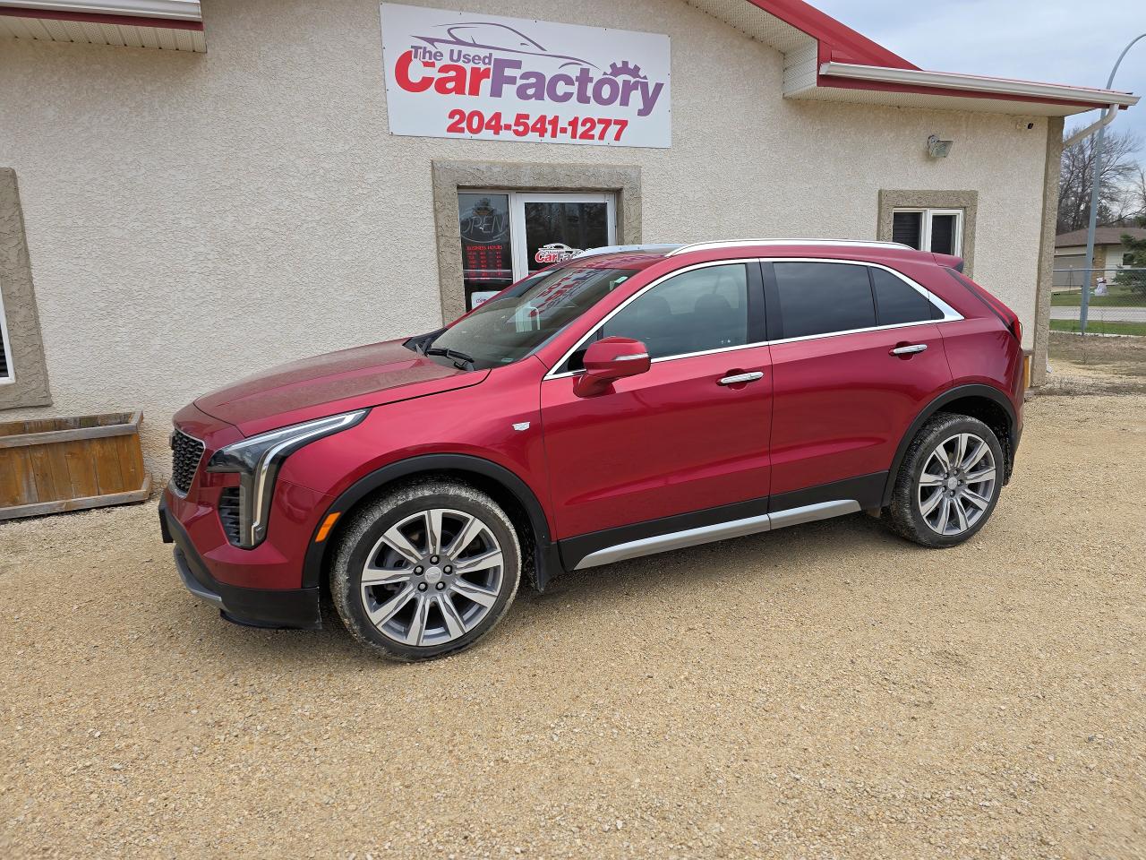 2023 Cadillac XT4 AWD Premium Luxury - Photo #2