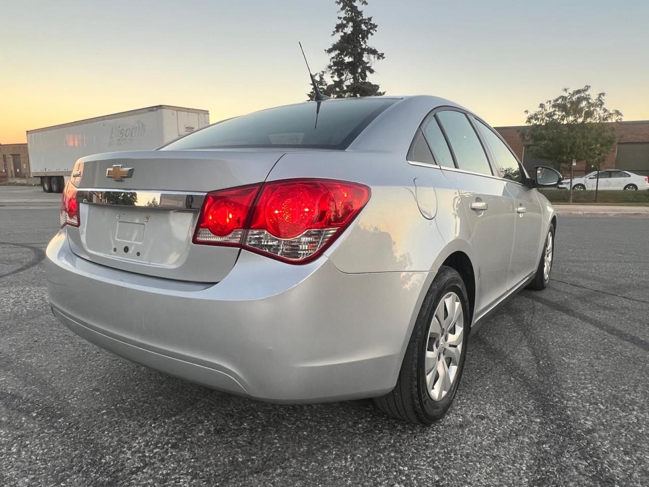 2012 Chevrolet Cruze LS+ w/1SB - Photo #6