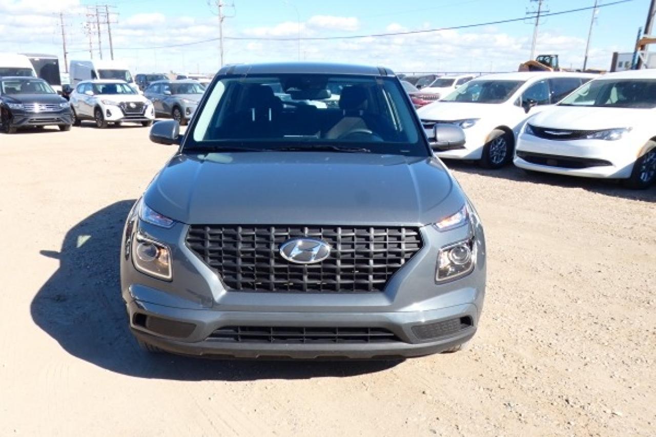 2024 Hyundai KONA Preferred w/Htd Leather, S/R, BUC - Photo #3