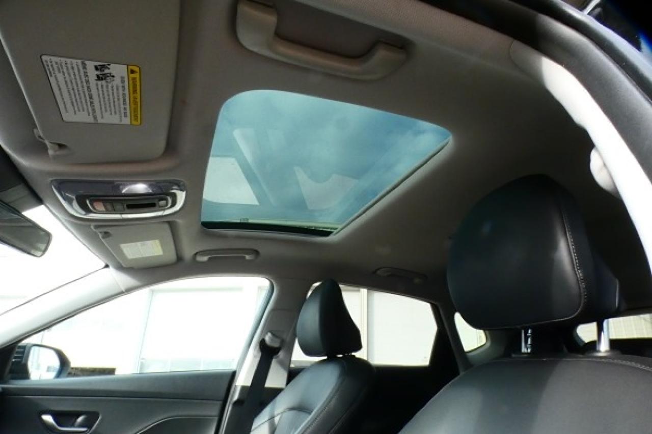 2024 Hyundai KONA Preferred w/Htd Leather, S/R, BUC - Photo #15