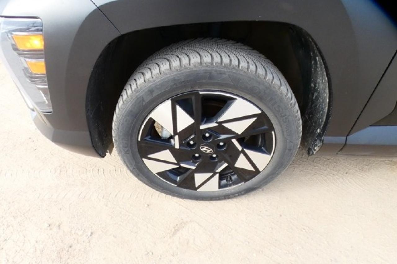2024 Hyundai KONA Preferred w/Htd Leather, S/R, BUC - Photo #16