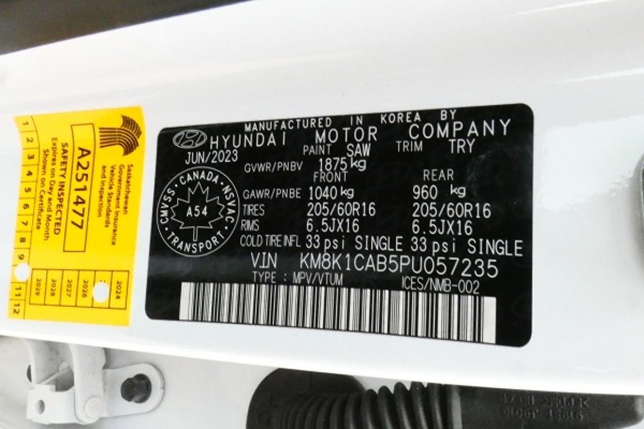 2023 Hyundai KONA Essential AWD w/Htd cloth, BUC - Photo #19