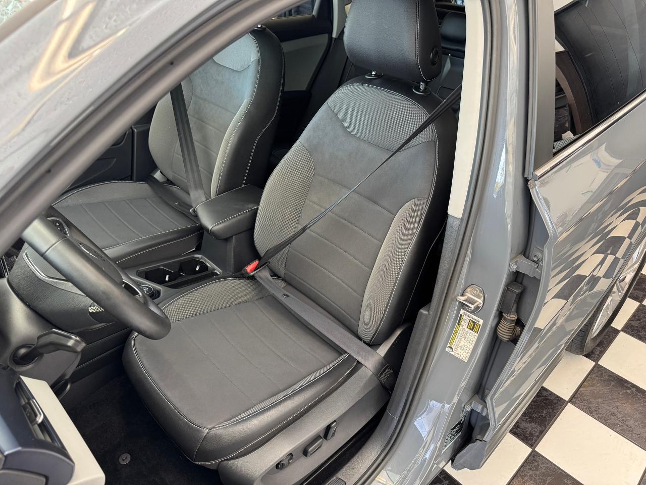2022 Volkswagen Taos Comfortline 4Motion+Pano Roof+Adaptive Cruise Photo19