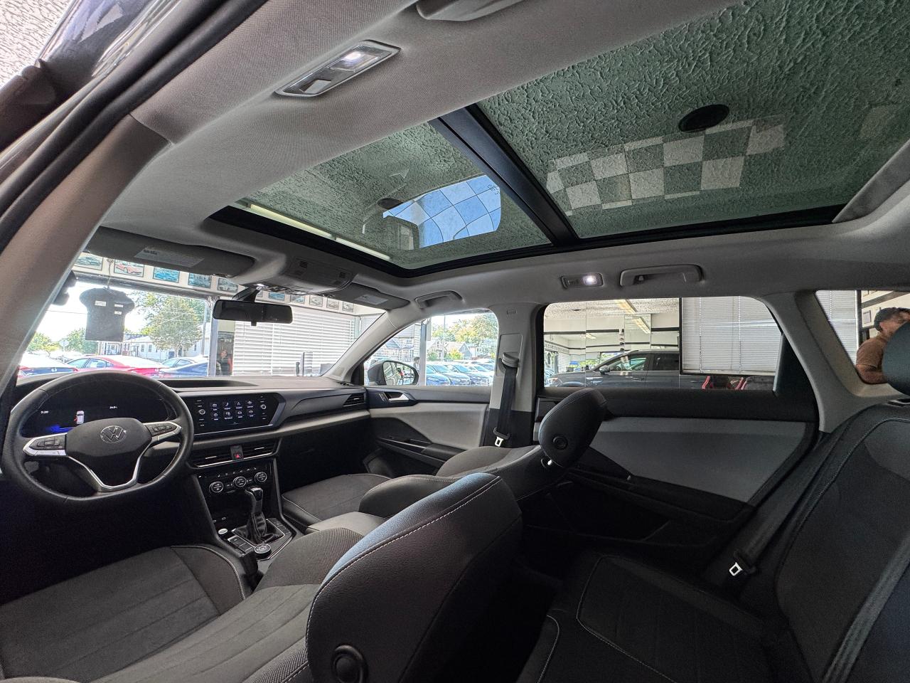 2022 Volkswagen Taos Comfortline 4Motion+Pano Roof+Adaptive Cruise Photo65