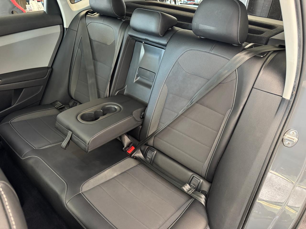 2022 Volkswagen Taos Comfortline 4Motion+Pano Roof+Adaptive Cruise Photo24