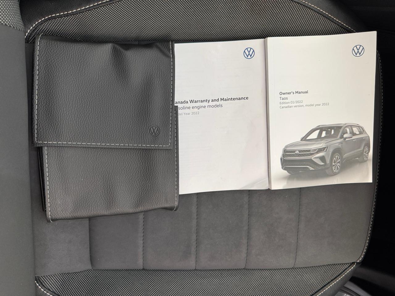 2022 Volkswagen Taos Comfortline 4Motion+Pano Roof+Adaptive Cruise Photo