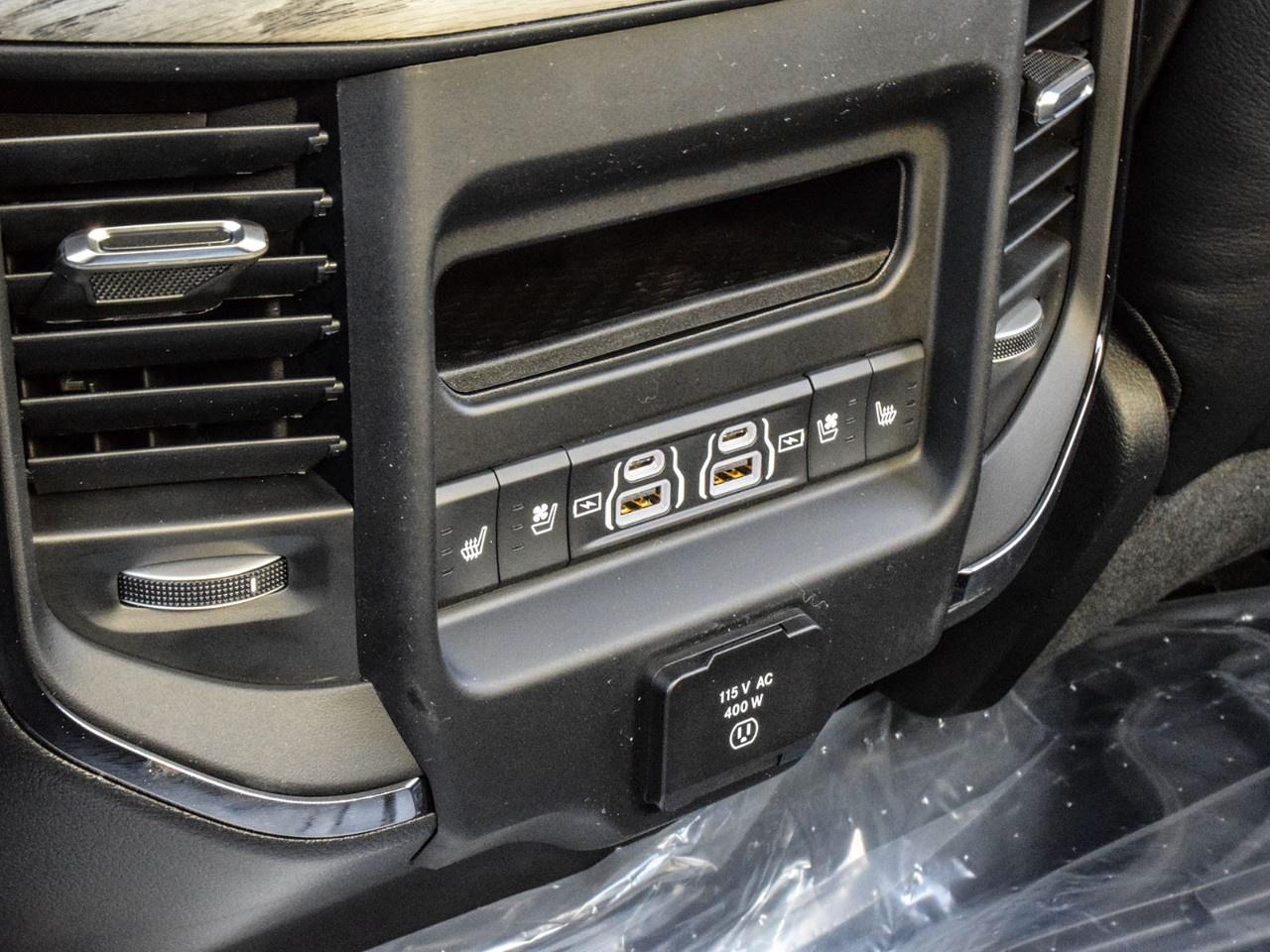 2026 RAM 1500  Photo