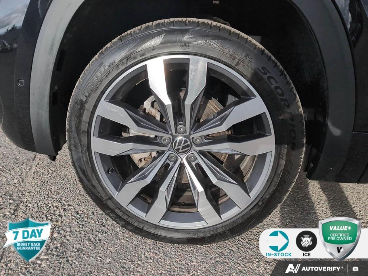 Used 2023 Volkswagen Atlas Cross Sport 3.6 FSI Execline 3.6L | HEATED LEATHER SEATS for sale in Sault Ste. Marie, ON