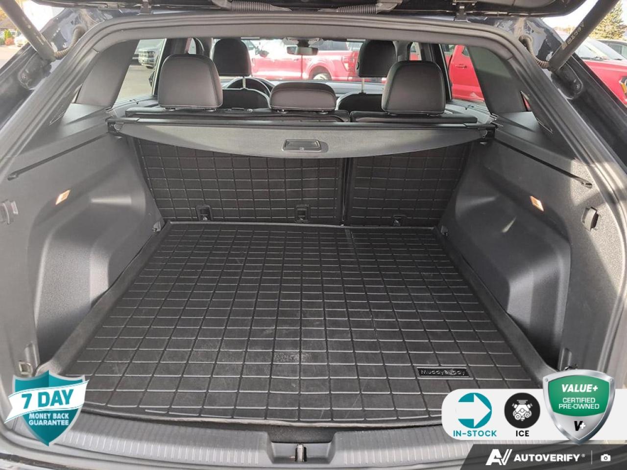 2023 Volkswagen Atlas Cross Sport 3.6 FSI Execline 3.6L | HEATED LEATHER SEATS Photo4