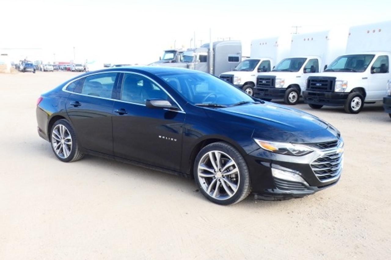2023 Chevrolet Malibu 1LT w/Htd cloth, pano S/R, BUC - Photo #4