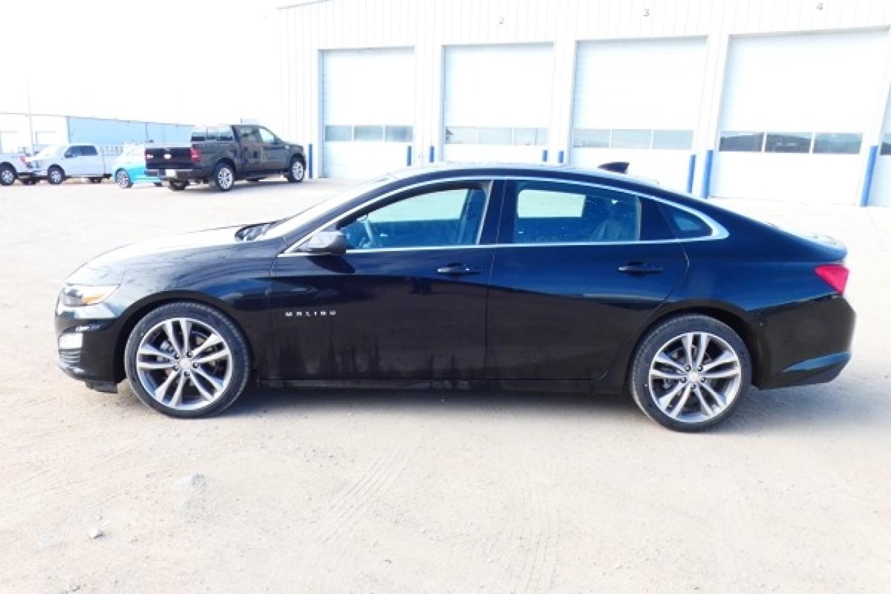 2023 Chevrolet Malibu 1LT w/Htd cloth, pano S/R, BUC