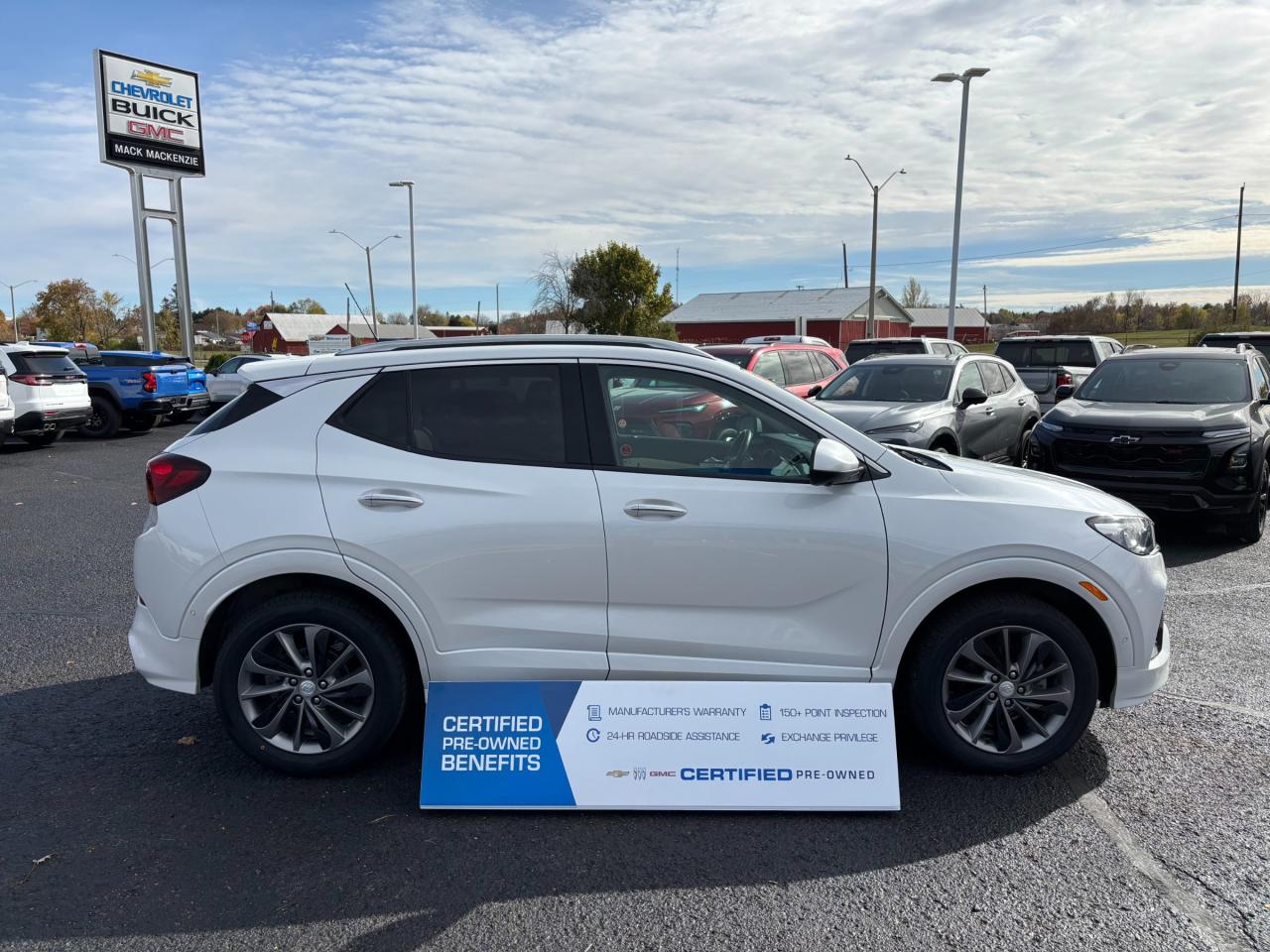 2022 Buick Encore GX 2022 Buick Encore GX Essence ST Photo