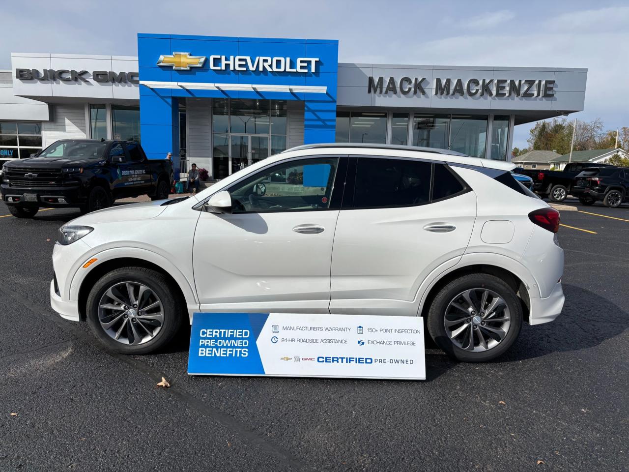 2022 Buick Encore GX 2022 Buick Encore GX Essence ST Photo