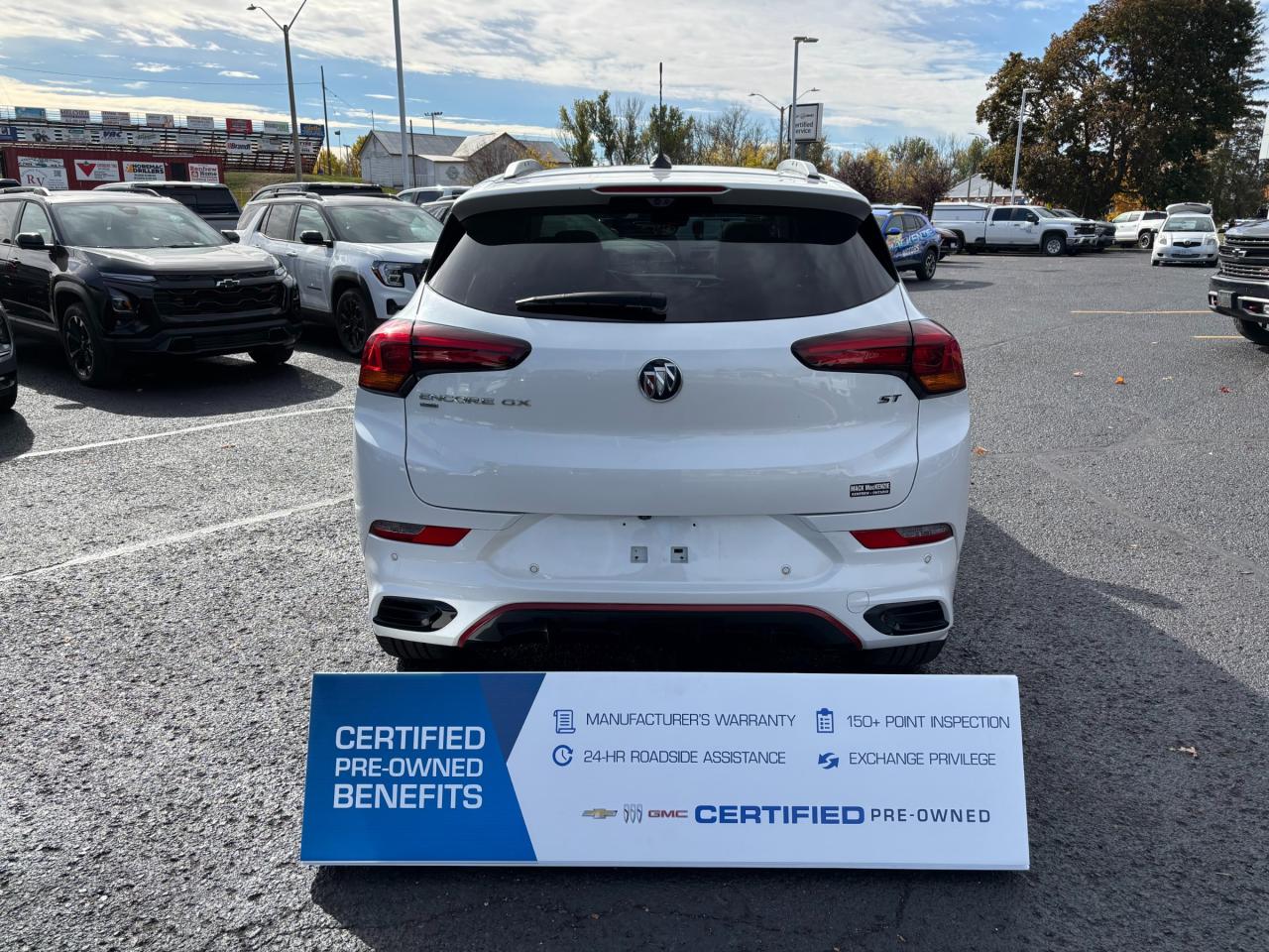 2022 Buick Encore GX 2022 Buick Encore GX Essence ST Photo