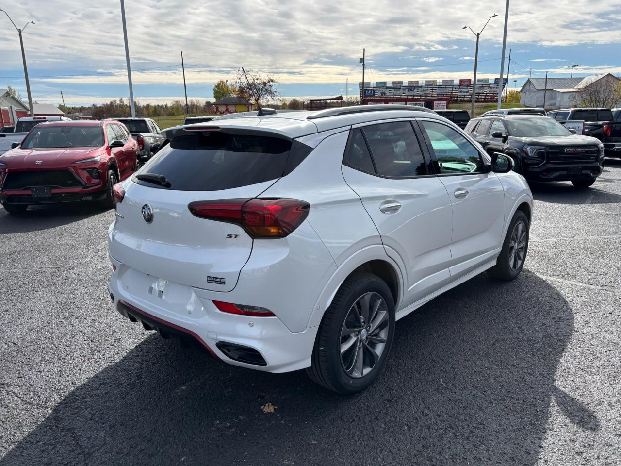 2022 Buick Encore GX 2022 Buick Encore GX Essence ST Photo