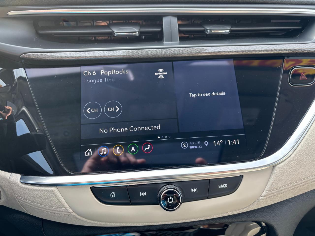 2022 Buick Encore GX 2022 Buick Encore GX Essence ST Photo