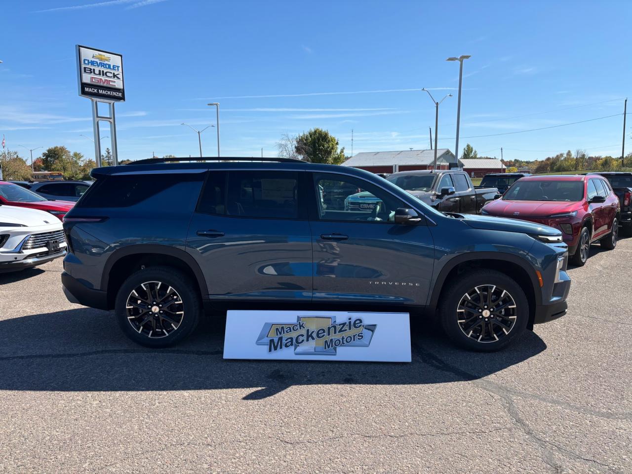 2026 Chevrolet Traverse 2026 Chevrolet Traverse LT AWD Photo