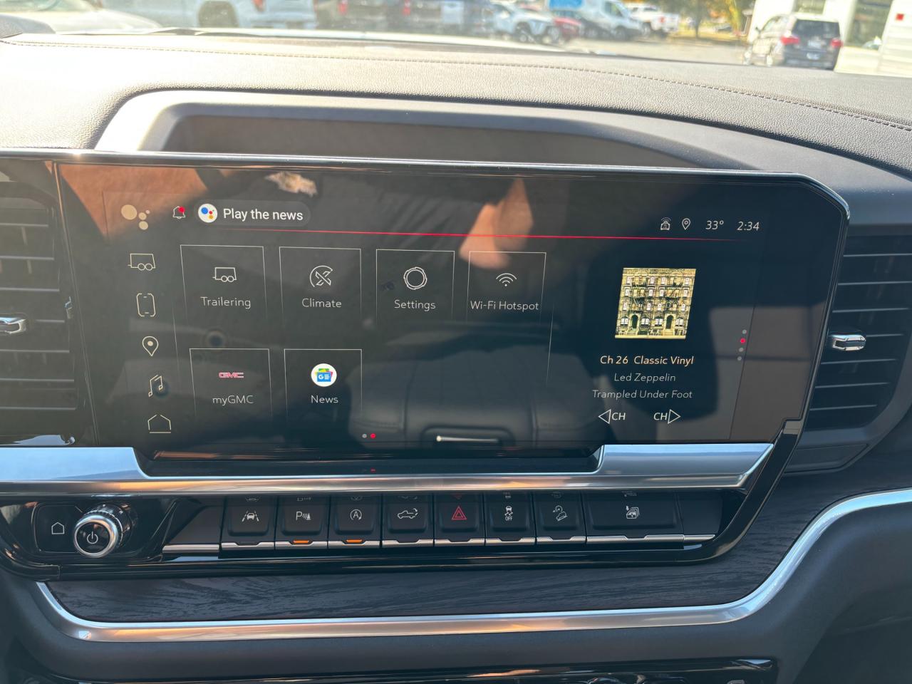 2026 GMC Sierra 1500 2026 GMC Sierra SLT Crew Cab 4WD Photo