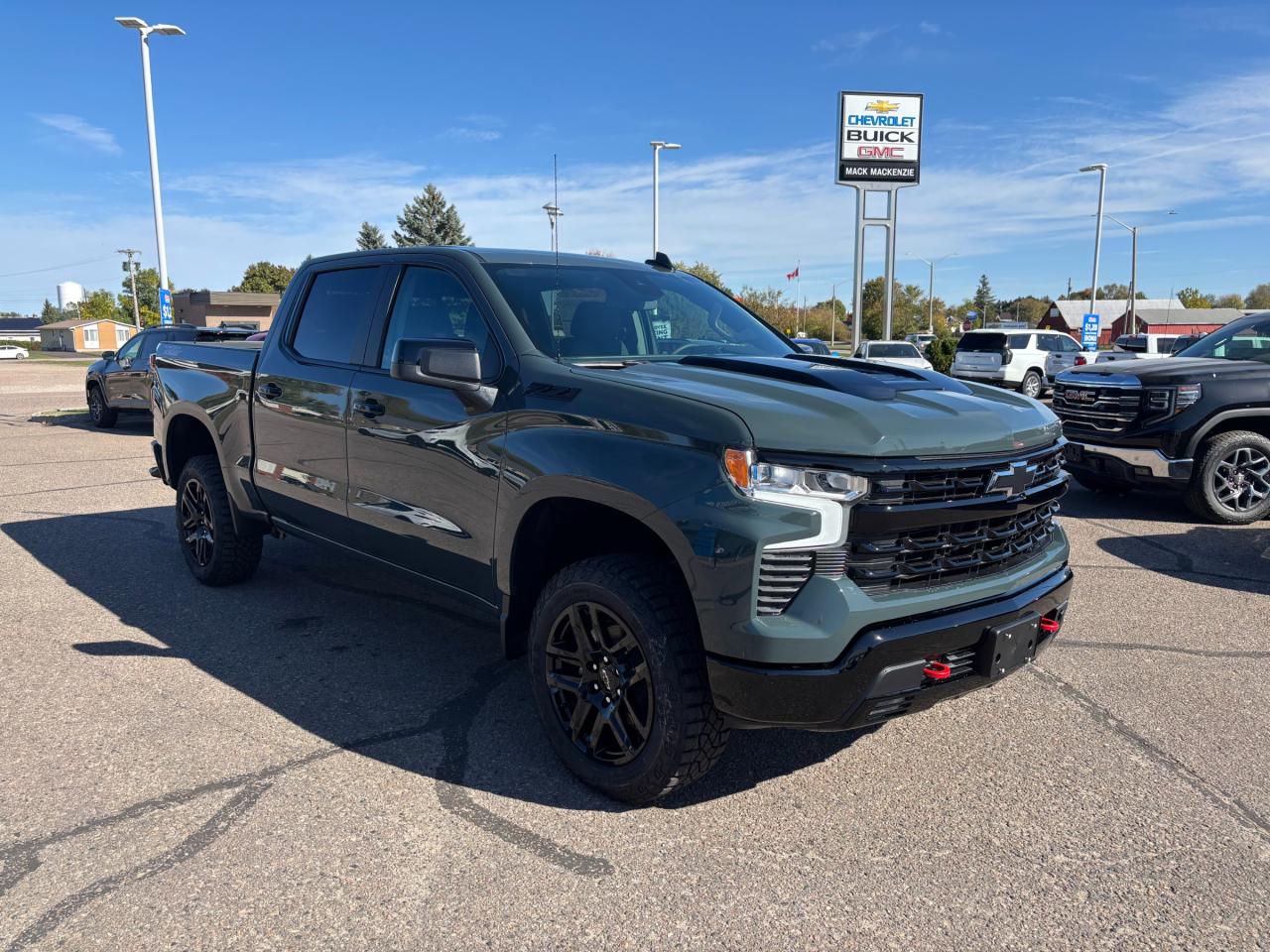 2026 Chevrolet Silverado 1500 2026 Chevrolet Silverado LT Trail Boss Crew Cab 4WD Photo