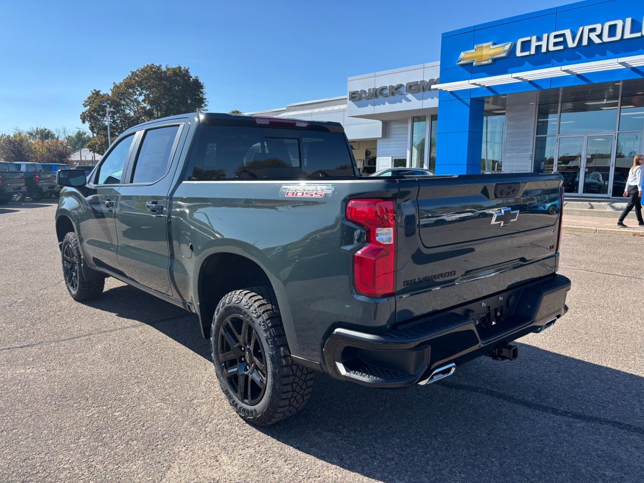 2026 Chevrolet Silverado 1500 2026 Chevrolet Silverado LT Trail Boss Crew Cab 4WD Photo