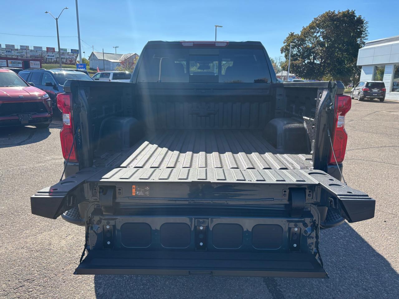 2026 Chevrolet Silverado 1500 2026 Chevrolet Silverado LT Trail Boss Crew Cab 4WD Photo