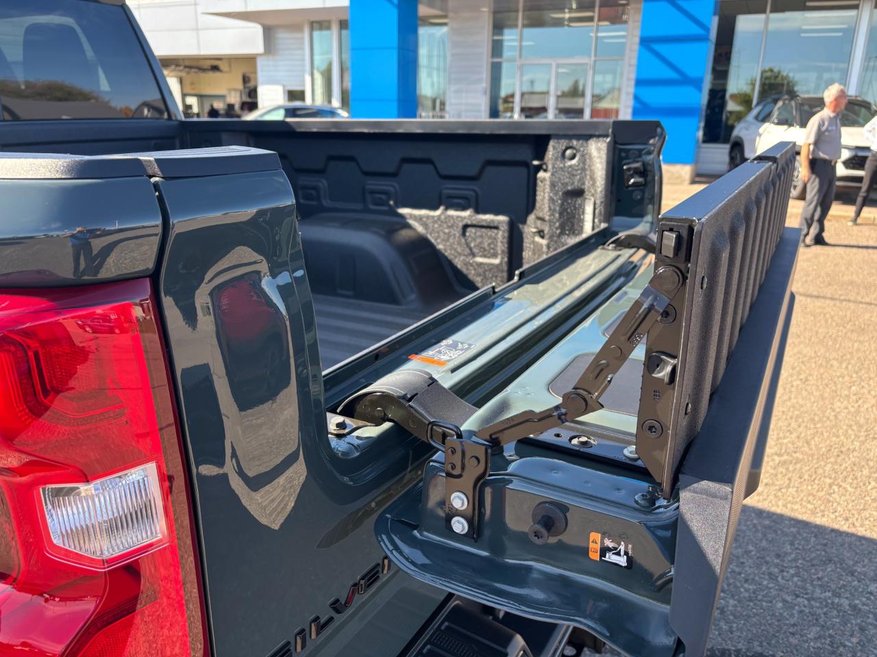 2026 Chevrolet Silverado 1500 2026 Chevrolet Silverado LT Trail Boss Crew Cab 4WD Photo