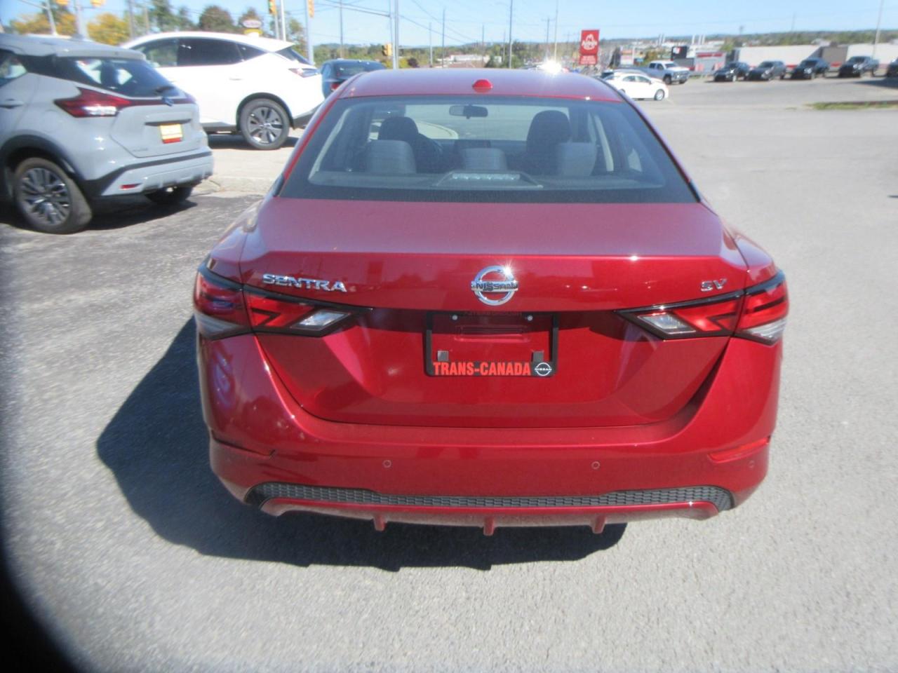 2021 Nissan Sentra SV Photo3