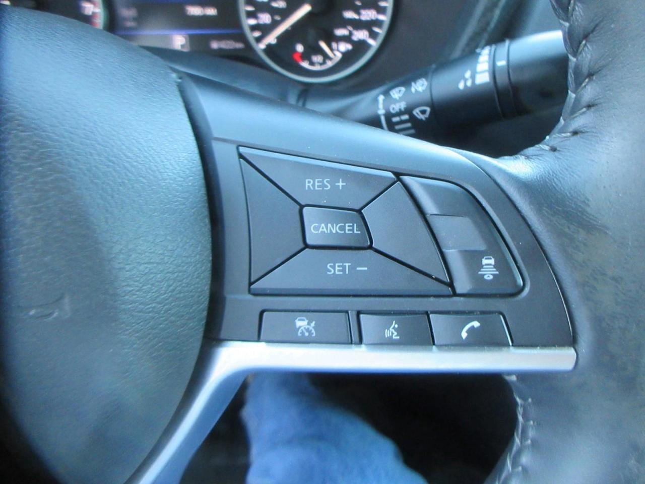 2021 Nissan Sentra SV Photo