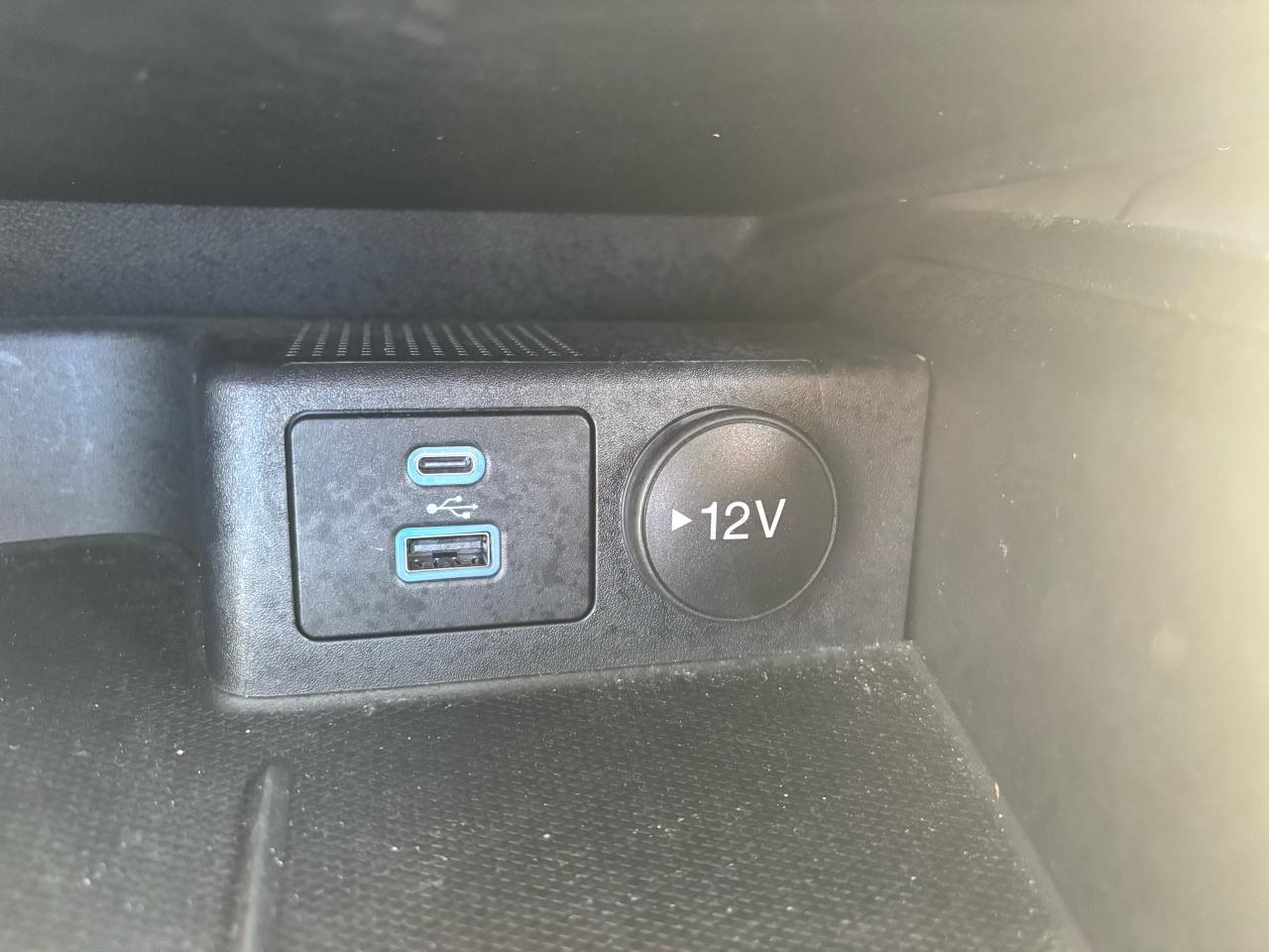 2022 Ford Escape SE, All Wheel Drive, Lane Departure Warning - Photo #15