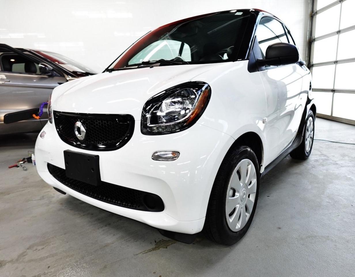 2017 Smart fortwo LOW KM,MINT,NO ACCIDENT,FOR TWO - Photo #3