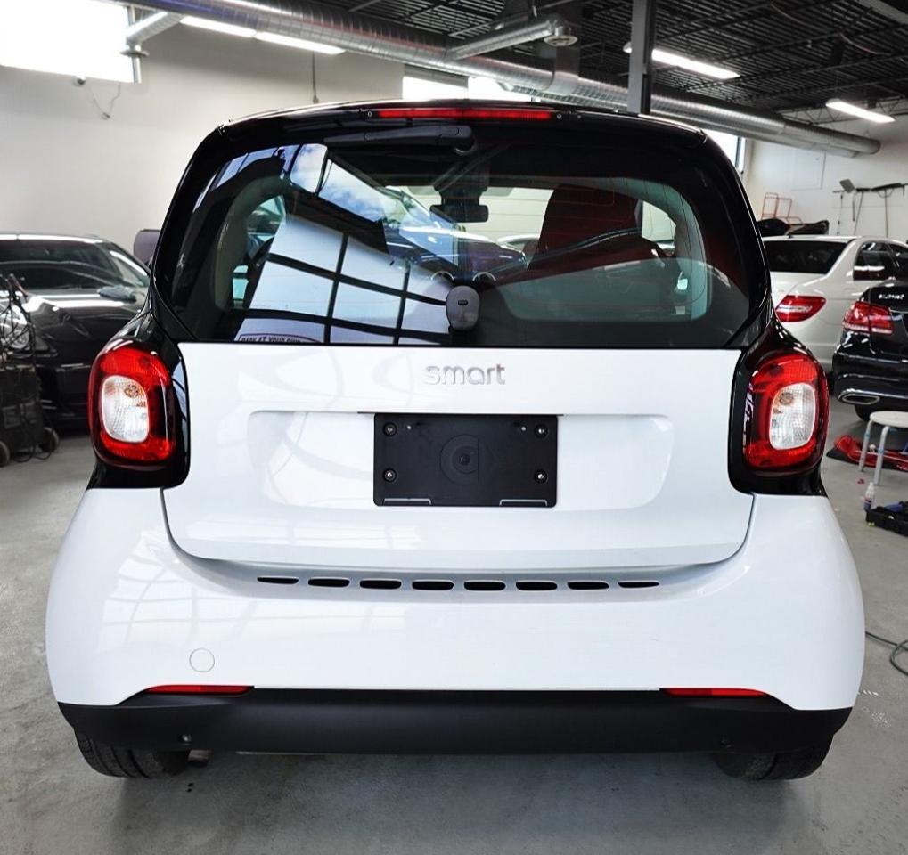 2017 Smart fortwo LOW KM,MINT,NO ACCIDENT,FOR TWO - Photo #5
