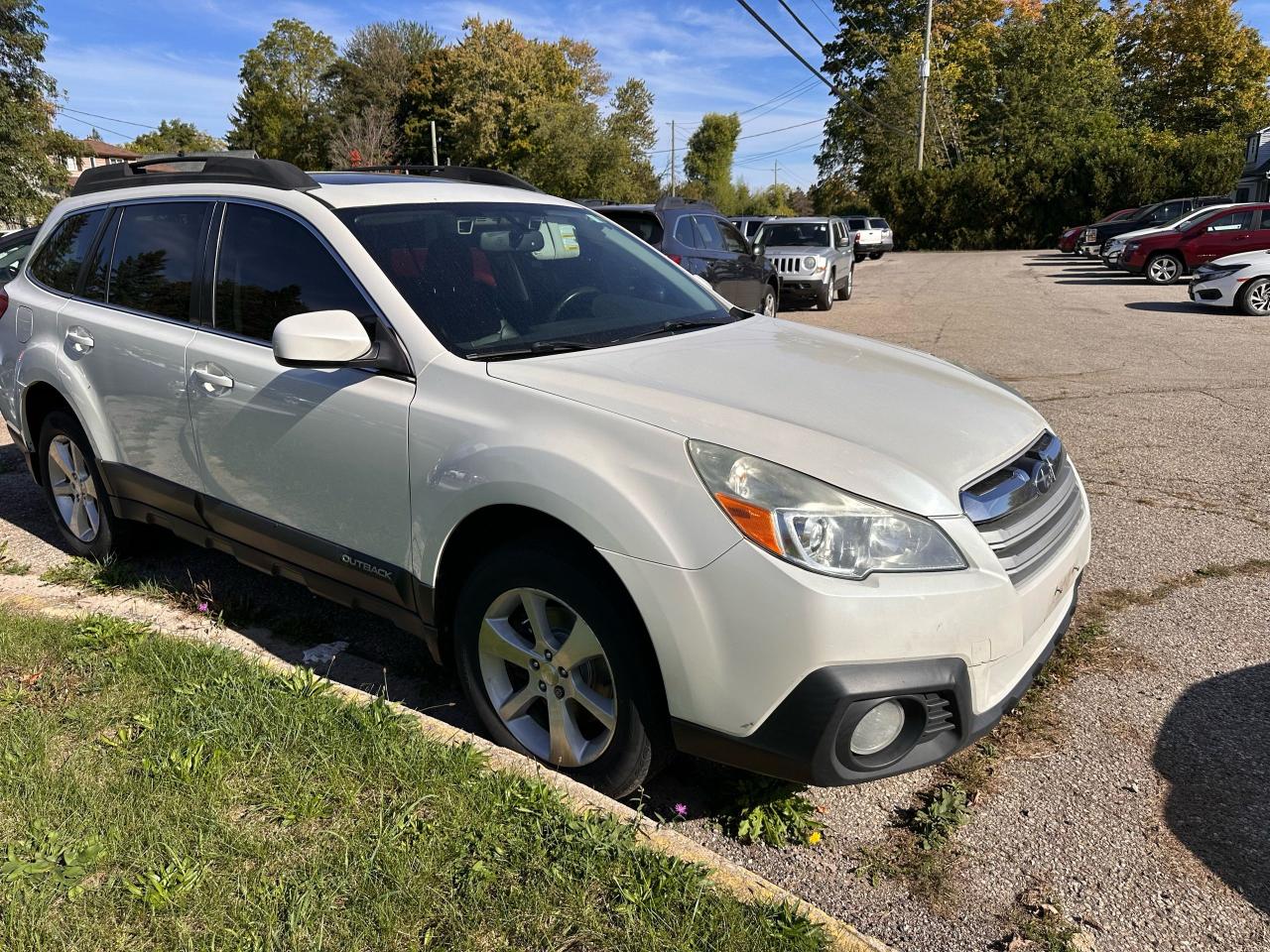2013 Subaru Outback 3.6R w/Limited & EyeSight Pkg - Photo #4