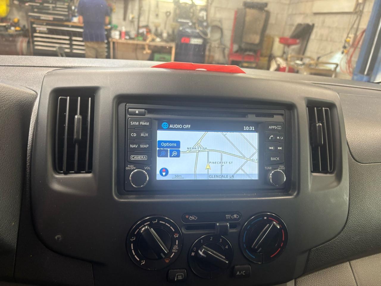 2016 Nissan NV200 SV, Back-Up-Camera, Rear Park Assist,Keyless entry