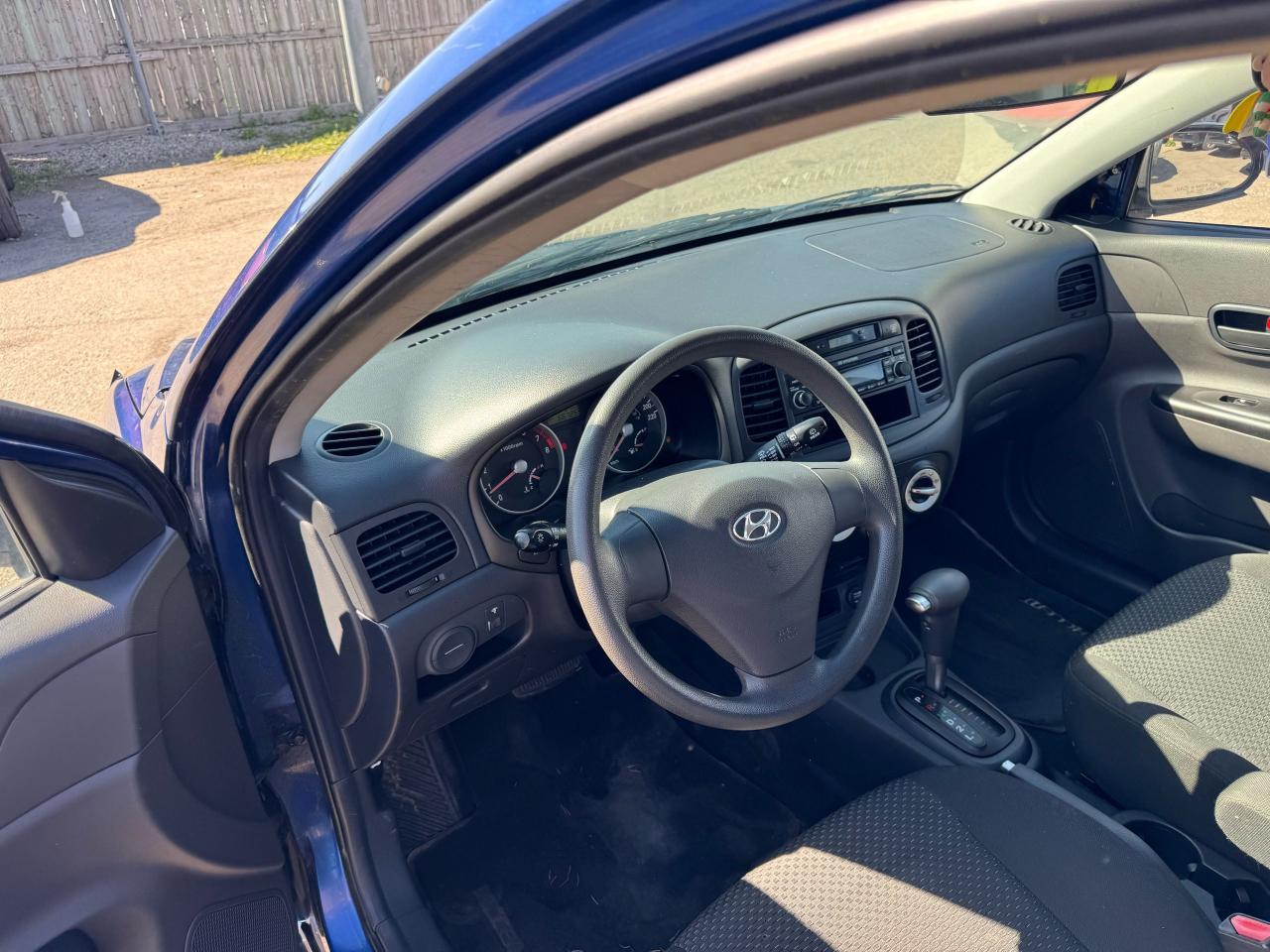 2007 Hyundai Accent HATCHBACK, AUTO, 4 CYL, ONLY 66KMS, CERTIFIED - Photo #11