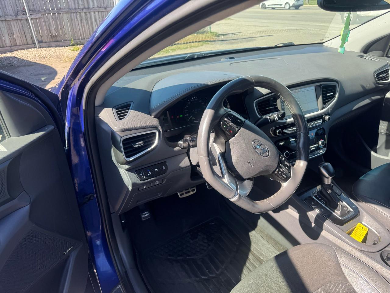 2019 Hyundai IONIQ HYBRID ULTIMATE, HATCHBACK, LEATHER, LOADED, CERT - Photo #10