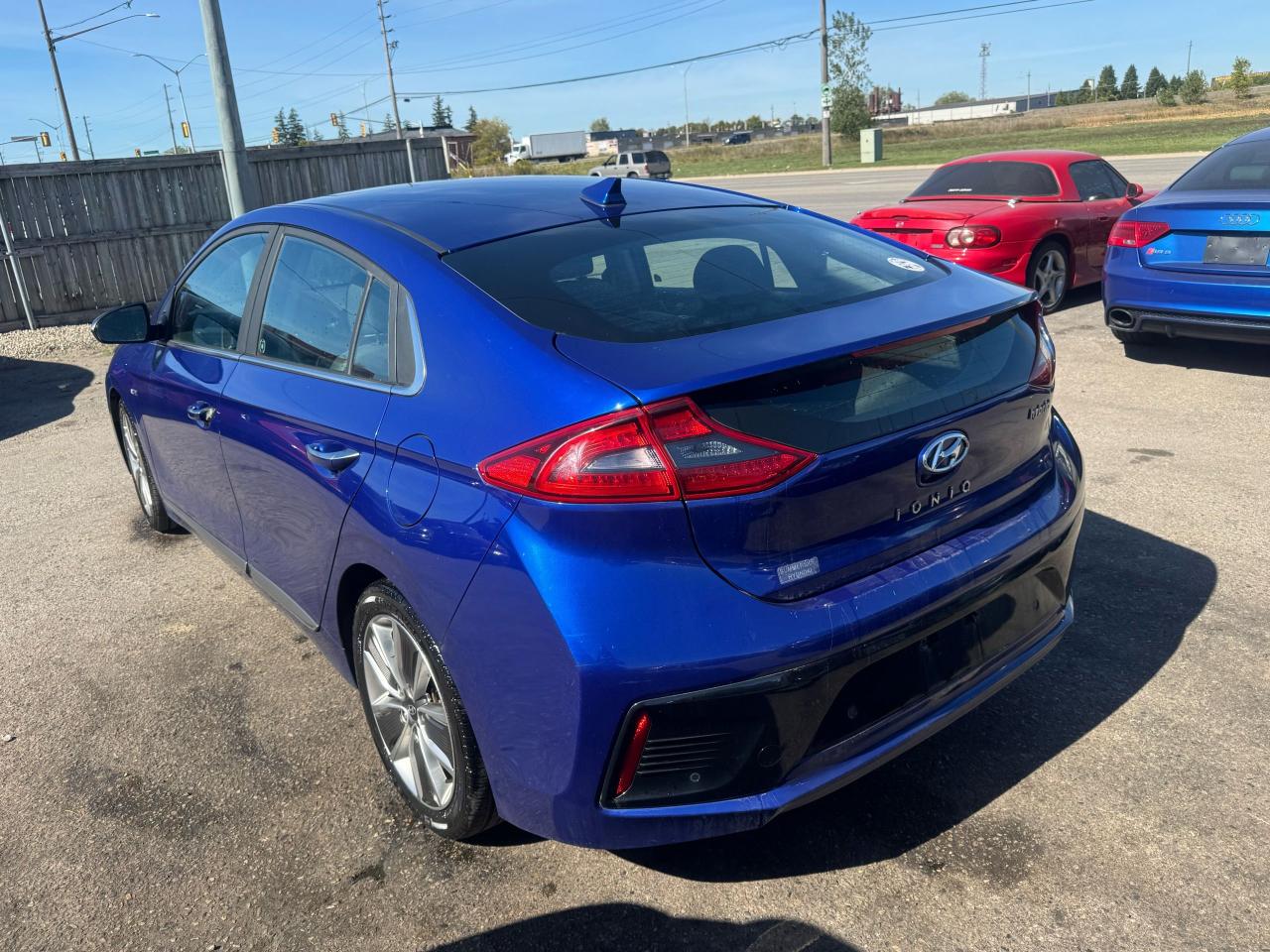 2019 Hyundai IONIQ HYBRID ULTIMATE, HATCHBACK, LEATHER, LOADED, CERT - Photo #3