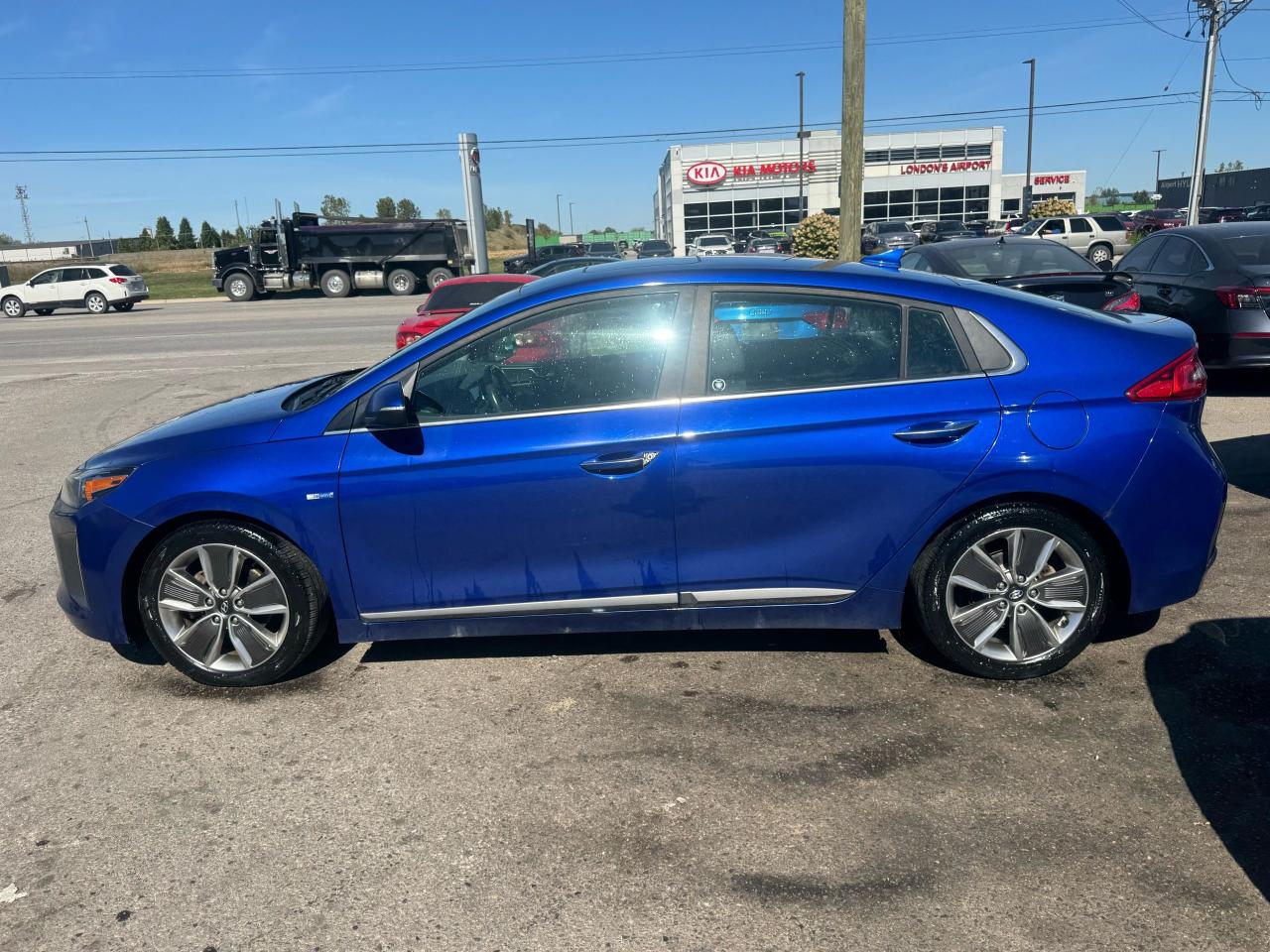 2019 Hyundai IONIQ HYBRID ULTIMATE, HATCHBACK, LEATHER, LOADED, CERT - Photo #2