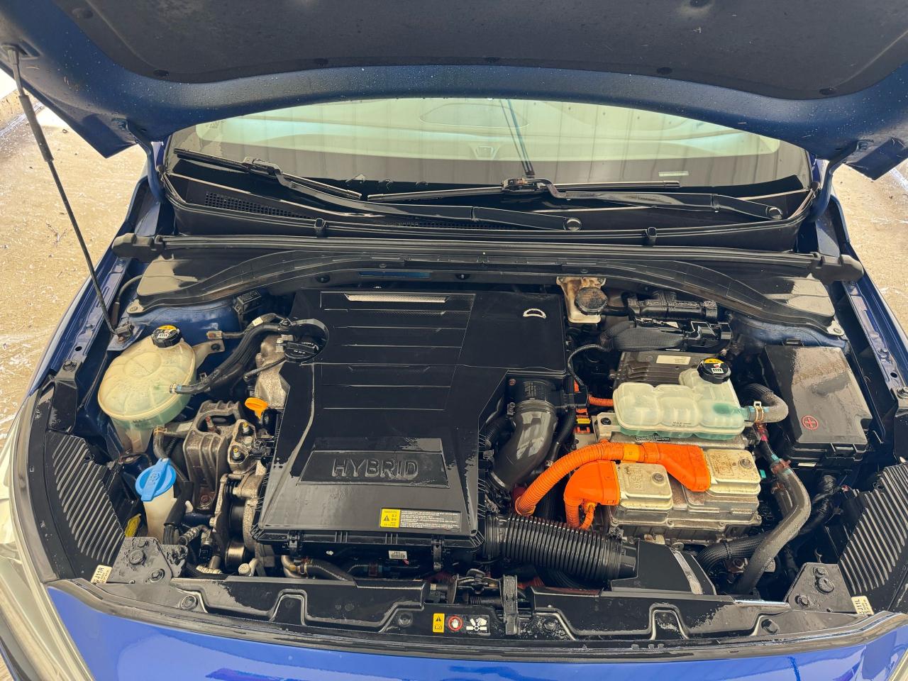 2019 Hyundai IONIQ HYBRID ULTIMATE, HATCHBACK, LEATHER, LOADED, CERT - Photo #18