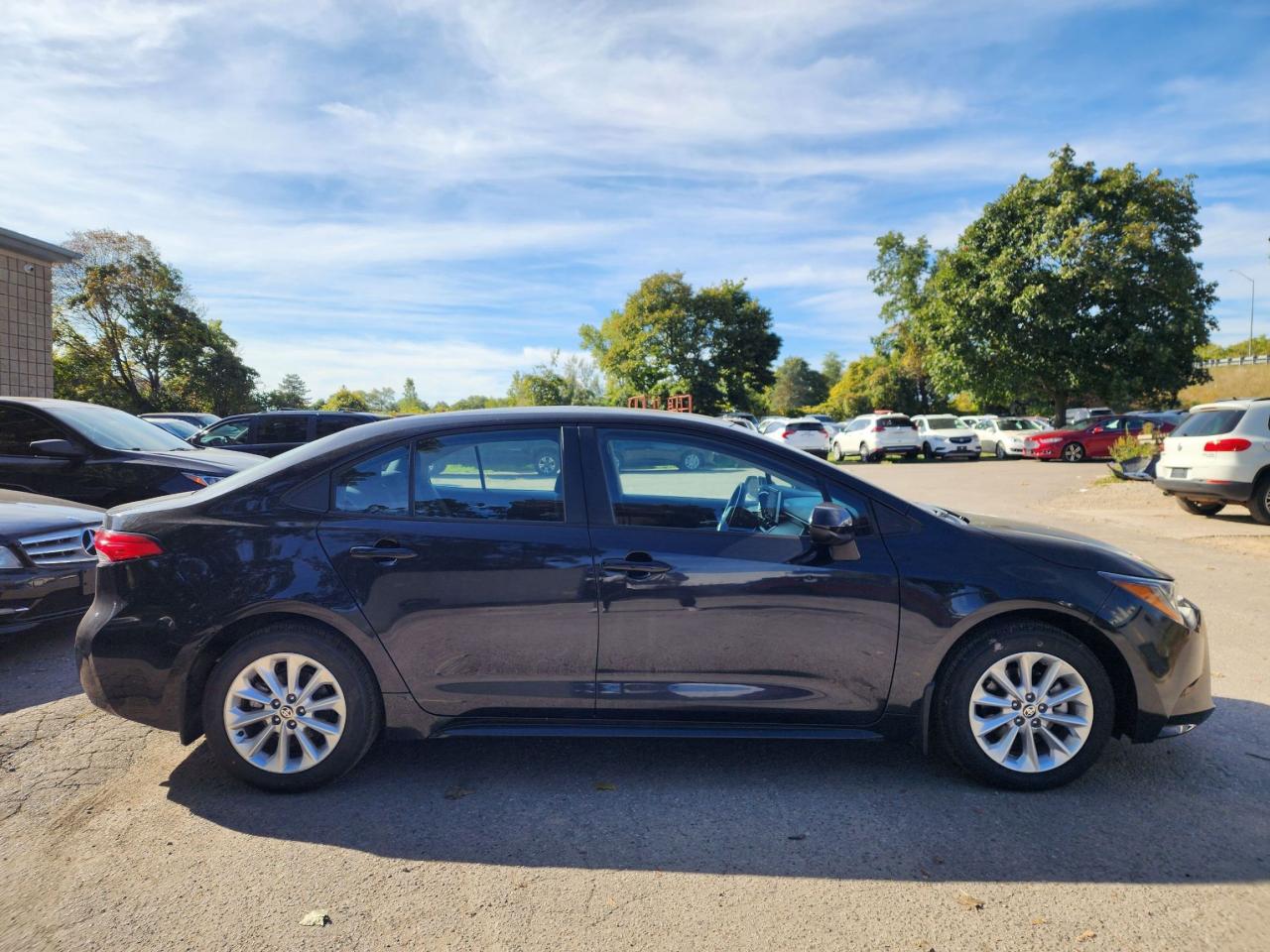 2021 Toyota Corolla LE l Fuel Efficent l Low Km's l Well Serviced.