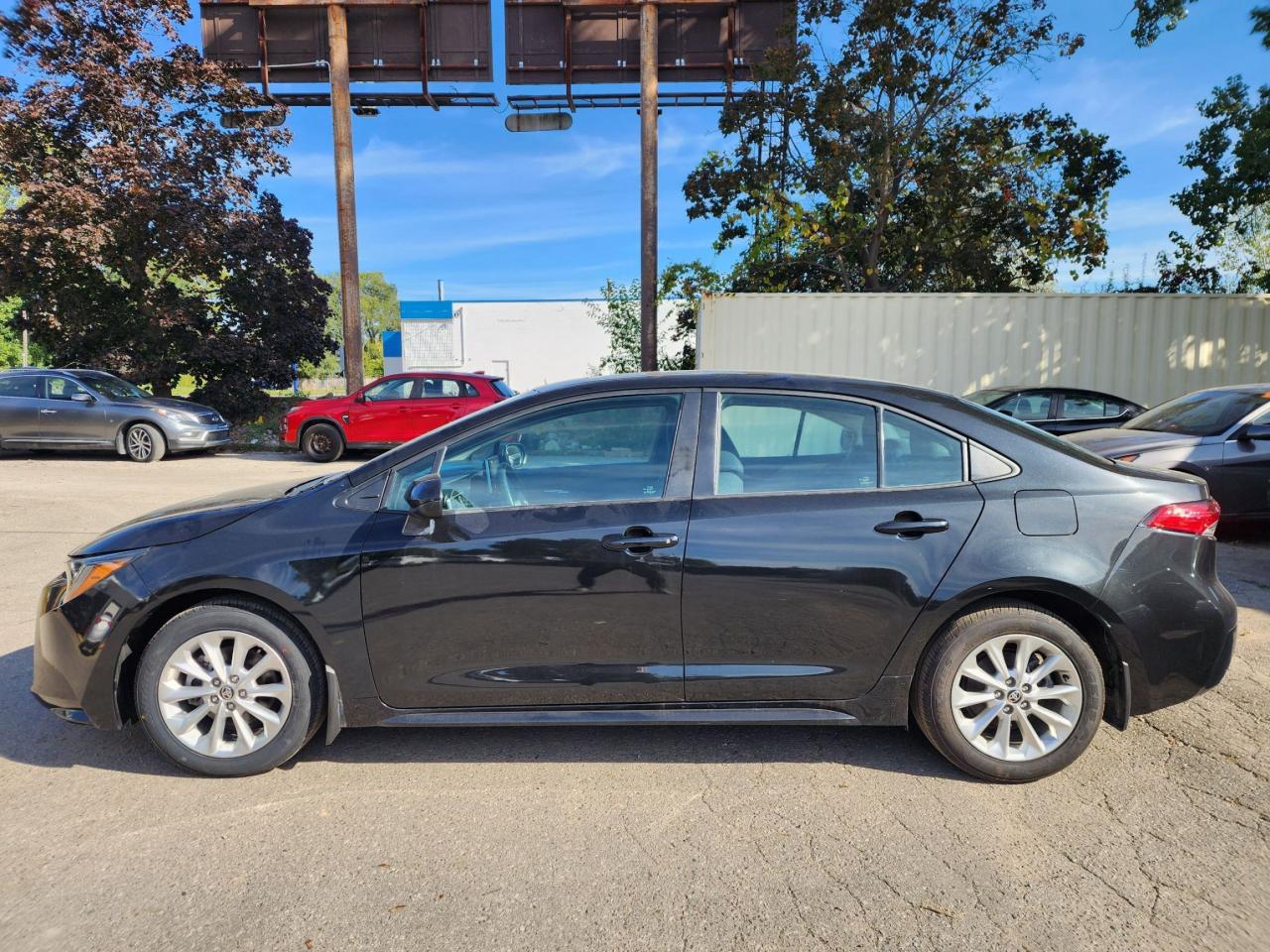 2021 Toyota Corolla LE l Fuel Efficent l Low Km's l Well Serviced.