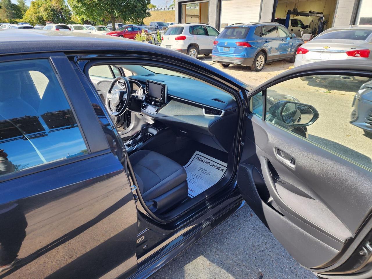 2021 Toyota Corolla LE l Fuel Efficent l Low Km's l Well Serviced.