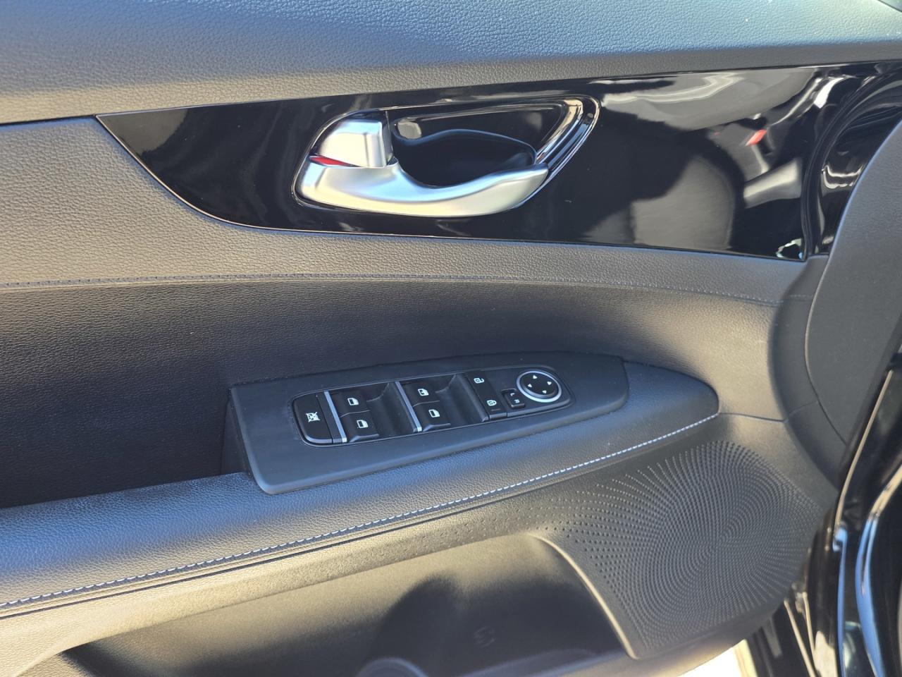 2023 Kia Forte EX - Photo #12