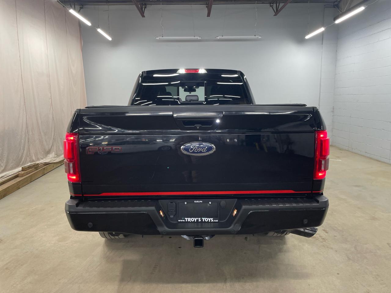 2017 Ford F-150 Lariat Photo5