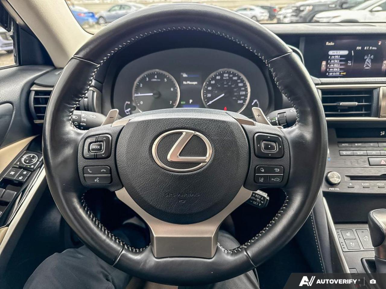 2020 Lexus IS IS300 / AWD / ROOF / LEATHER / COOLING SEATS Photo