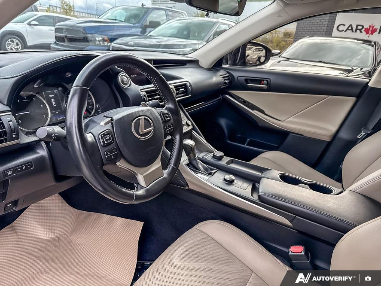 2020 Lexus IS IS300 / AWD / ROOF / LEATHER / COOLING SEATS Photo