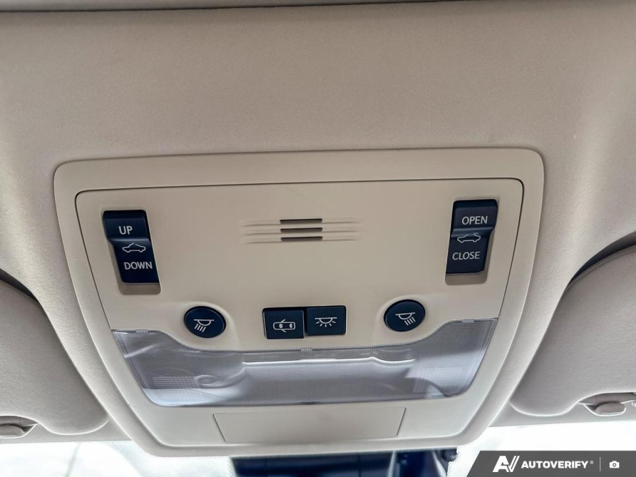 2020 Lexus IS IS300 / AWD / ROOF / LEATHER / COOLING SEATS - Photo #19