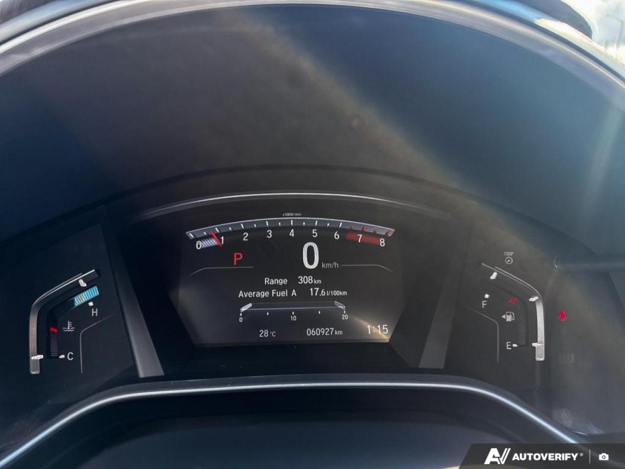 2022 Honda CR-V TOURING / NO ACCIDENTS / PANO ROOF / NAV / AWD - Photo #23