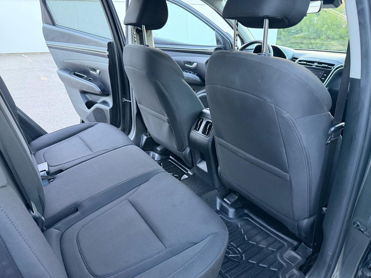2023 Hyundai Tucson Essential FWD - Photo #12