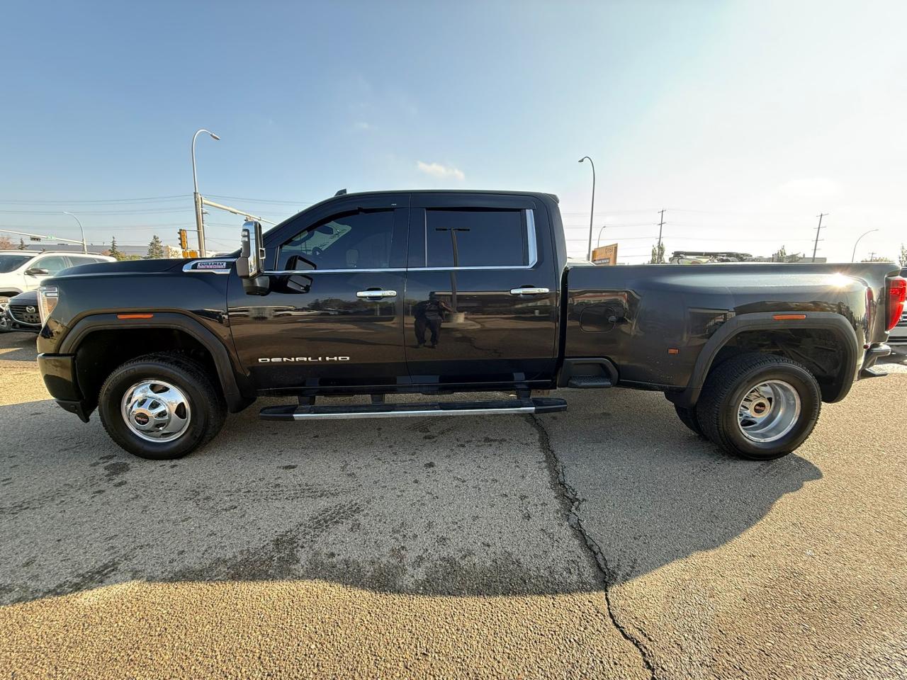 2022 GMC Sierra 3500 Denali Dually | DIESEL | ALL CREDIT ACCEPTED!! - Photo #4