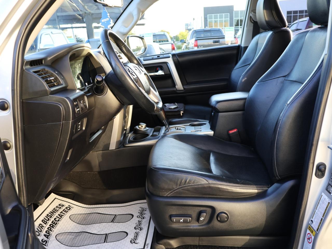 2018 Toyota 4Runner LIMITED-TRAIL 4WD SAFETY CERTIFIED CAMERA NAV BLUETOOTH LEATHER HEAT/COLD SUNROOF CRUISE ALLOYS - Photo #16